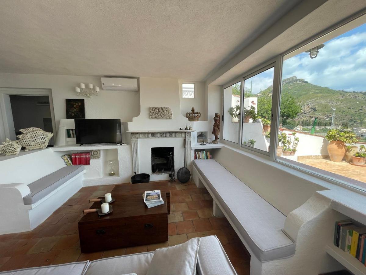 Willa La Casa Nella Roccia Taormina Zewnętrze zdjęcie